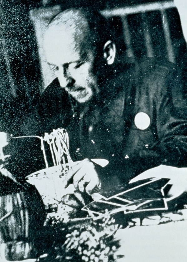 Marinetti eating pasta at Milan’s Biffi restaurant, 1930, Courtesy Estorick Collection